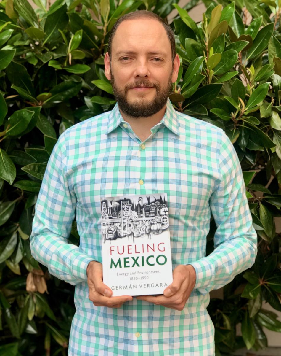 Prof. German Vergara posing with his book 'Fueling Mexico'